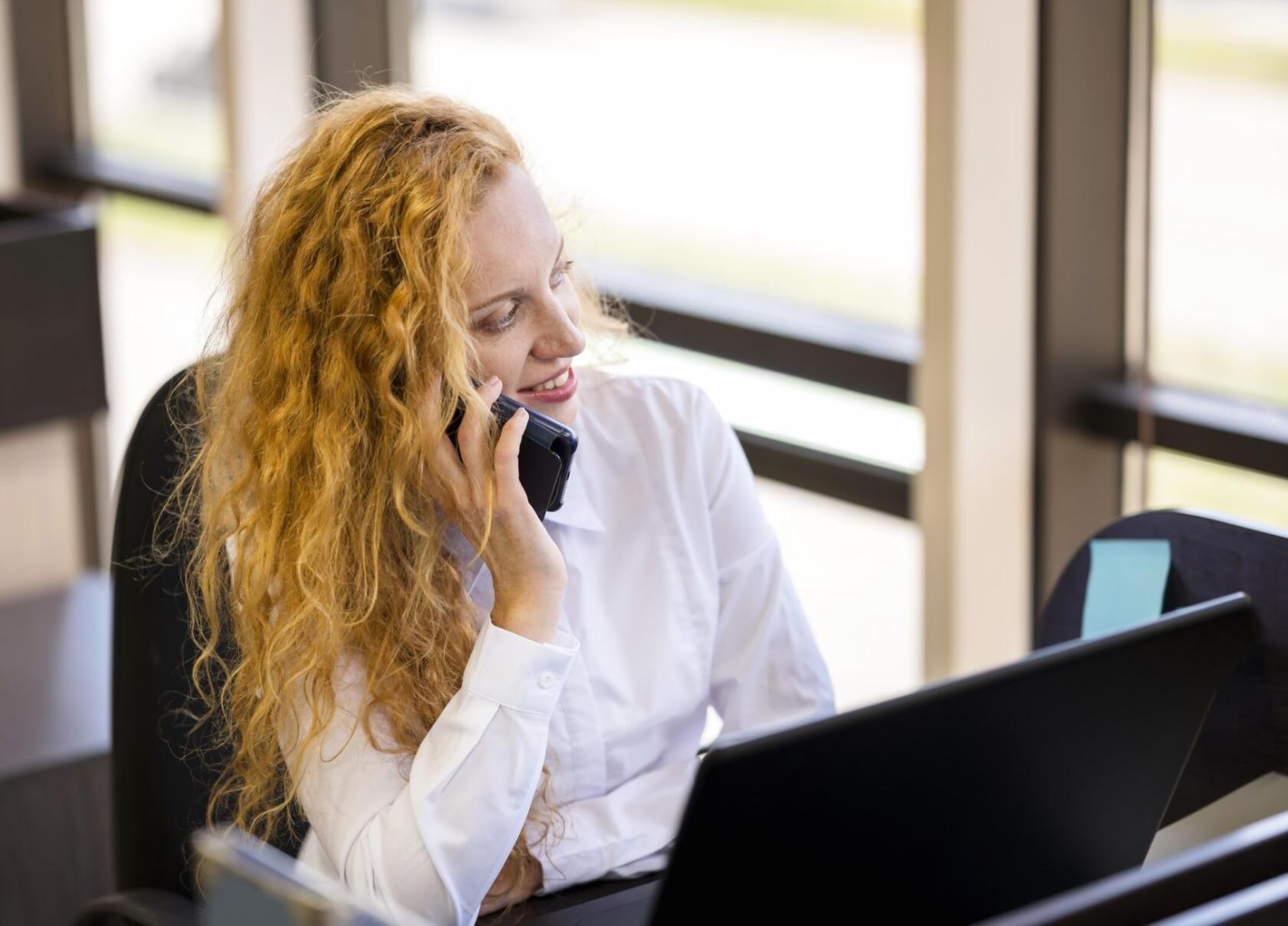 Color analysis practical session with instructor